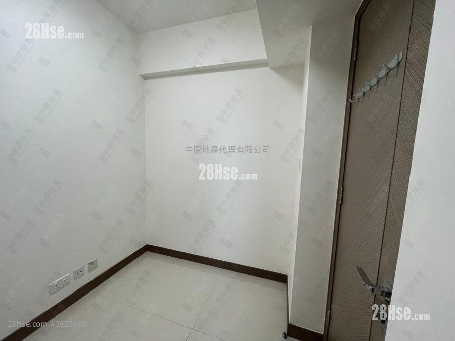 Ocean Pride Rental 2 Bedrooms , 1 Bathroom 530 ft² ( 49.2 m² ) Ocean Pride Rental 2 Bedrooms , 1 Bathroom 530 ft² ( 49.2 m² )