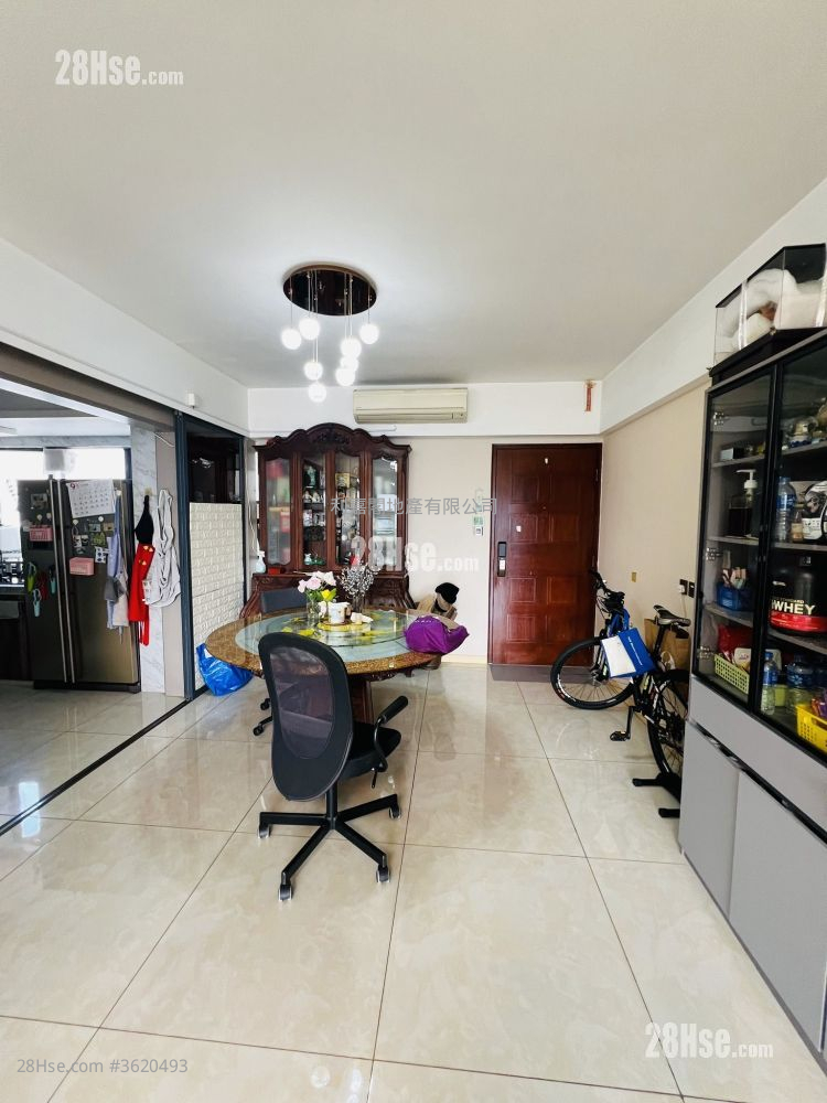 Greenwood Terrace Sell 3 Bedrooms , 2 Bathrooms 1,143 ft² ( 106.2 m² ) Greenwood Terrace Sell 3 Bedrooms , 2 Bathrooms 1,143 ft² ( 106.2 m² )