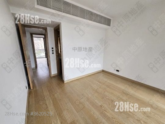 珀居 租盘 3,231 平方尺 ( 300.2 平方米 ) 珀居 租盘 3,231 平方尺 ( 300.2 平方米 )