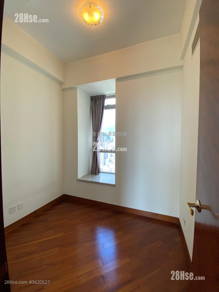 The Coronation Rental 4 Bedrooms , 2 Bathrooms 1,132 ft² ( 105.2 m² ) The Coronation Rental 4 Bedrooms , 2 Bathrooms 1,132 ft² ( 105.2 m² )