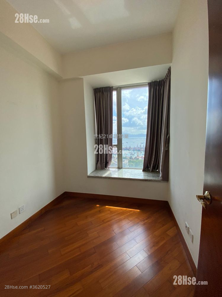 The Coronation Rental 4 Bedrooms , 2 Bathrooms 1,132 ft² ( 105.2 m² ) The Coronation Rental 4 Bedrooms , 2 Bathrooms 1,132 ft² ( 105.2 m² )
