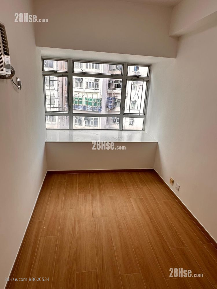 Tsuen King Garden Rental 2 Bedrooms , 1 Bathroom 408 ft² ( 37.9 m² ) Tsuen King Garden Rental 2 Bedrooms , 1 Bathroom 408 ft² ( 37.9 m² )