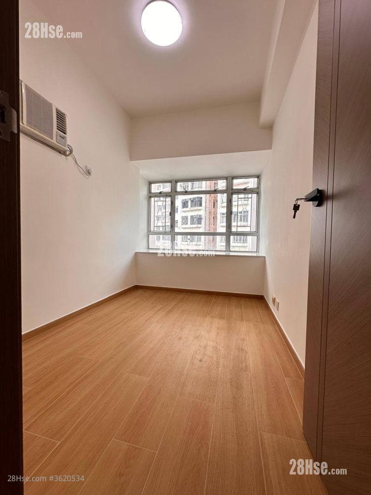 Tsuen King Garden Rental 2 Bedrooms , 1 Bathroom 408 ft² ( 37.9 m² ) Tsuen King Garden Rental 2 Bedrooms , 1 Bathroom 408 ft² ( 37.9 m² )