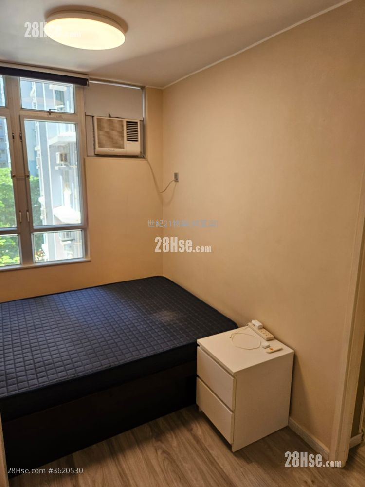 Kwong Ming Court Sell 646 ft² ( 60.0 m² ) Kwong Ming Court Sell 646 ft² ( 60.0 m² )