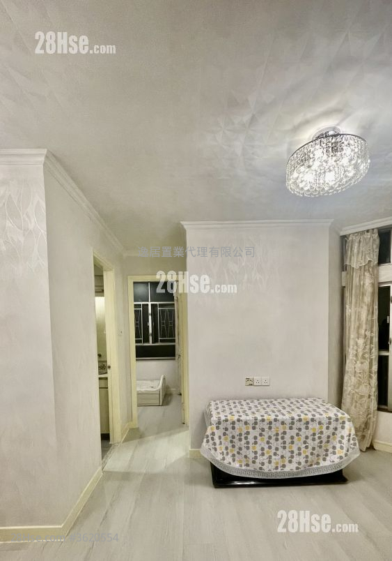 Whampoa Garden Rental 389 ft² ( 36.1 m² ) Whampoa Garden Rental 389 ft² ( 36.1 m² )
