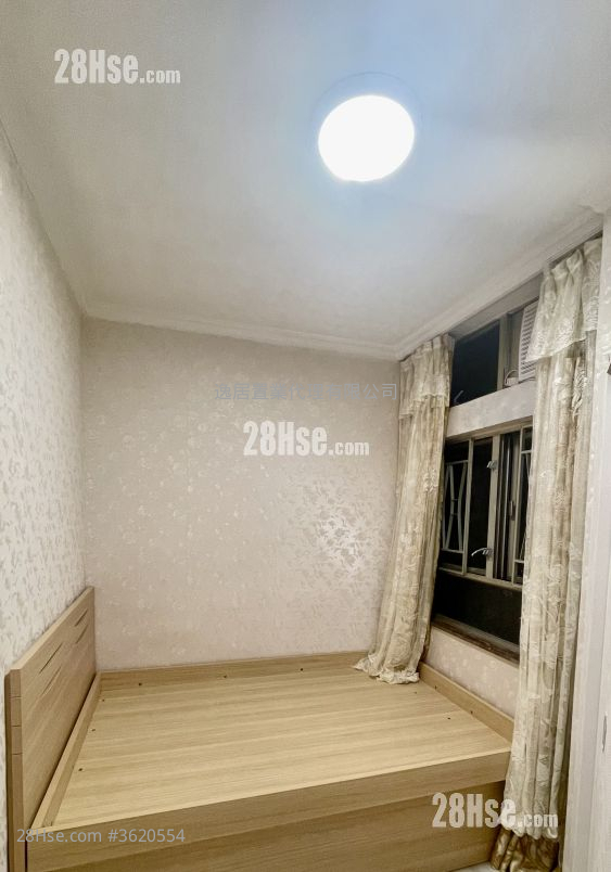 Whampoa Garden Rental 389 ft² ( 36.1 m² ) Whampoa Garden Rental 389 ft² ( 36.1 m² )