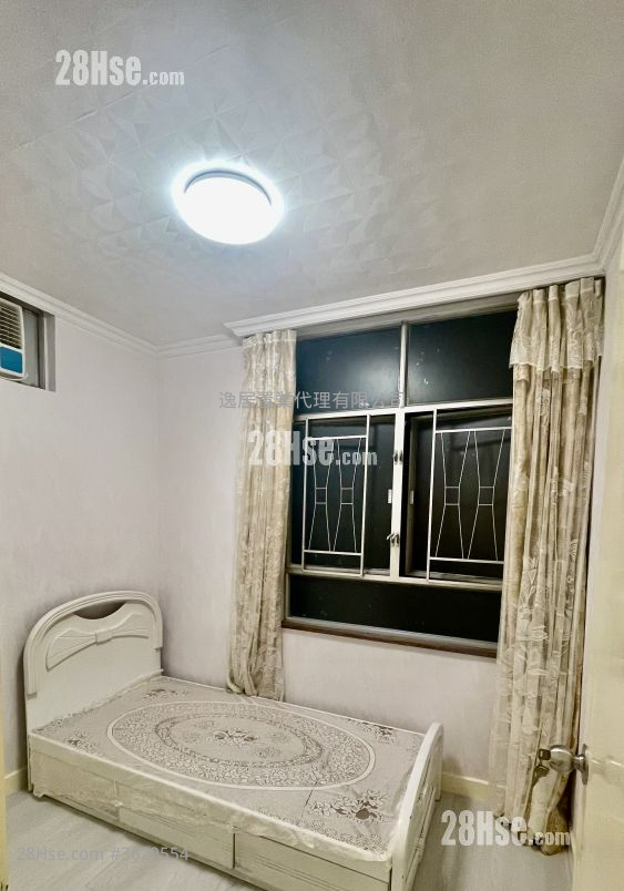 Whampoa Garden Rental 389 ft² ( 36.1 m² ) Whampoa Garden Rental 389 ft² ( 36.1 m² )