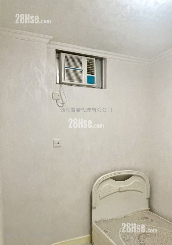 Whampoa Garden Rental 389 ft² ( 36.1 m² ) Whampoa Garden Rental 389 ft² ( 36.1 m² )
