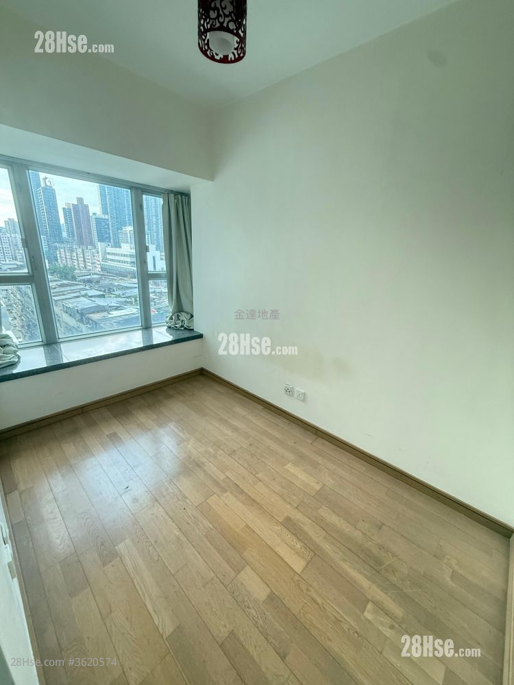 Grand Waterfront Rental 2 Bedrooms , 1 Bathroom 385 ft² ( 35.8 m² ) Grand Waterfront Rental 2 Bedrooms , 1 Bathroom 385 ft² ( 35.8 m² )