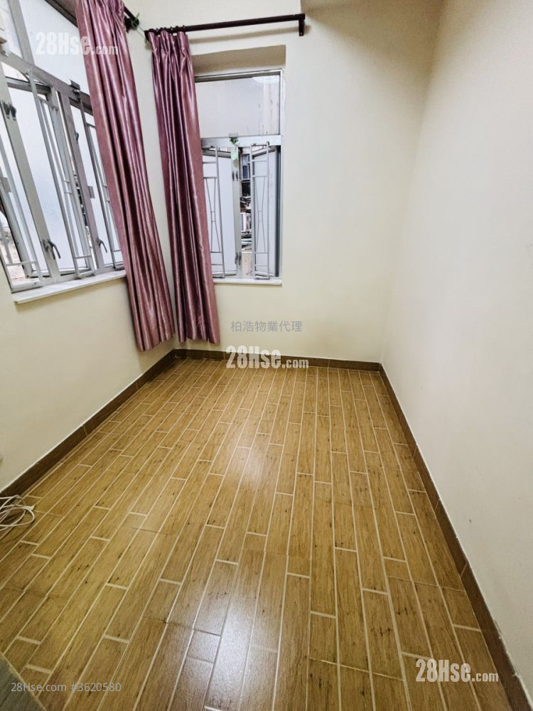 Chinese Mansion Rental Studio , 1 Bathroom 100 ft² ( 9.3 m² ) Chinese Mansion Rental Studio , 1 Bathroom 100 ft² ( 9.3 m² )