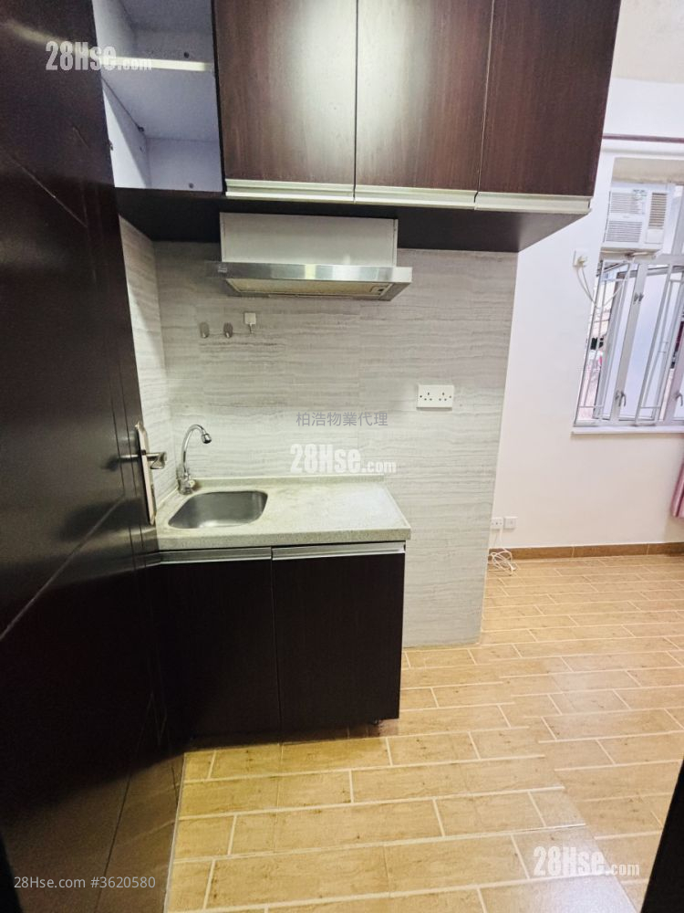 Chinese Mansion Rental Studio , 1 Bathroom 100 ft² ( 9.3 m² ) Chinese Mansion Rental Studio , 1 Bathroom 100 ft² ( 9.3 m² )