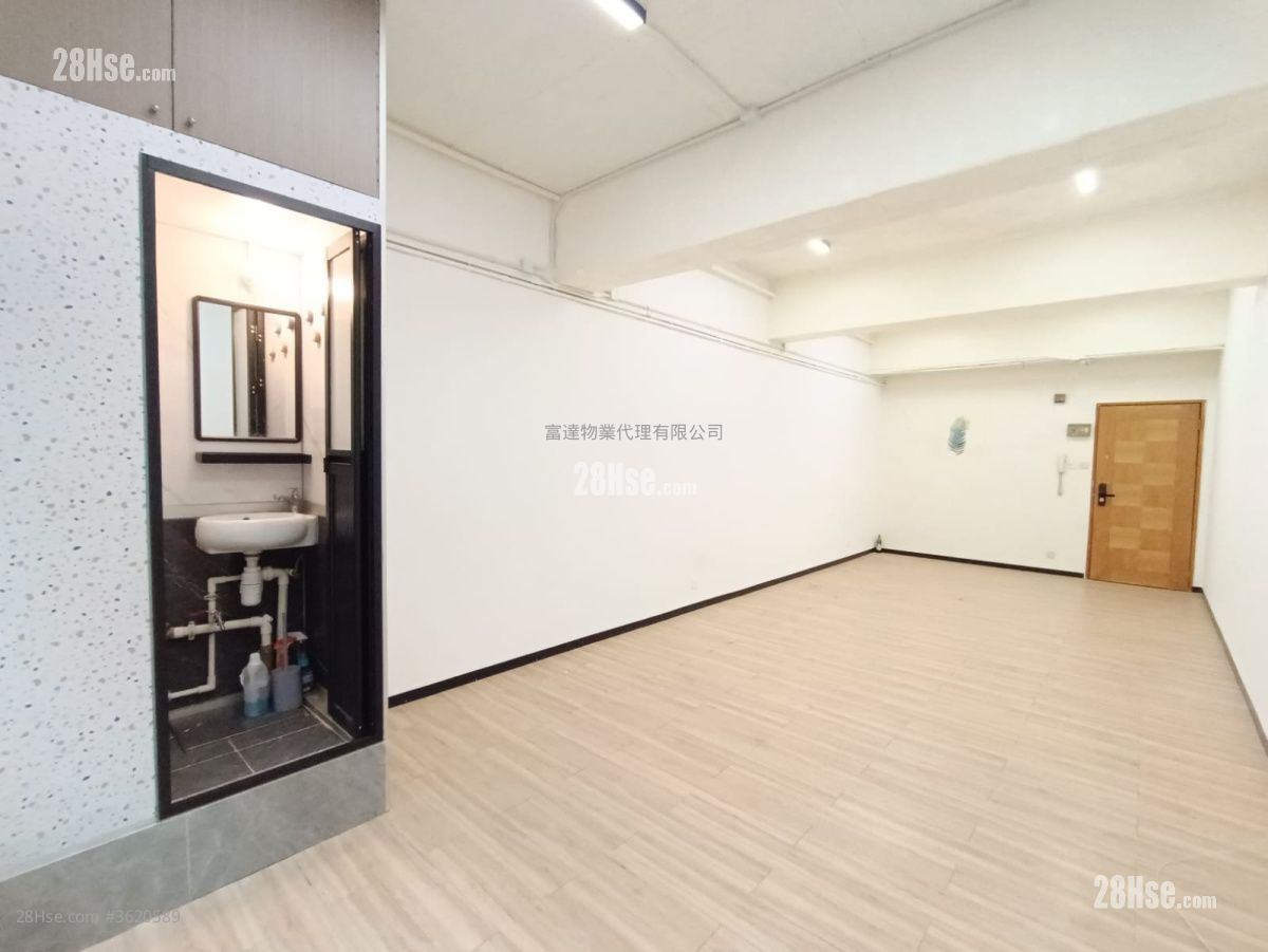 发利工业大厦 租盘 333 平方尺 ( 30.9 平方米 ) 发利工业大厦 租盘 333 平方尺 ( 30.9 平方米 )