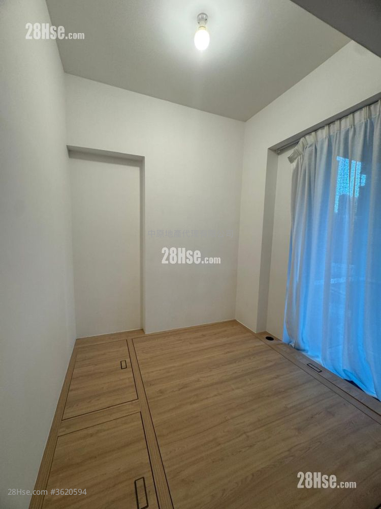Sablier Rental 1 Bedroom , 1 Bathroom 305 ft² ( 28.3 m² ) Sablier Rental 1 Bedroom , 1 Bathroom 305 ft² ( 28.3 m² )