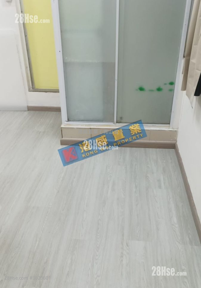 Cheung Fai Mansion Sell 1 Bathroom 201 ft² ( 18.7 m² ) Cheung Fai Mansion Sell 1 Bathroom 201 ft² ( 18.7 m² )