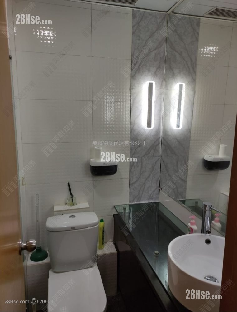 Bijou Apartments Sell 1 Bedroom 242 ft² ( 22.5 m² ) Bijou Apartments Sell 1 Bedroom 242 ft² ( 22.5 m² )