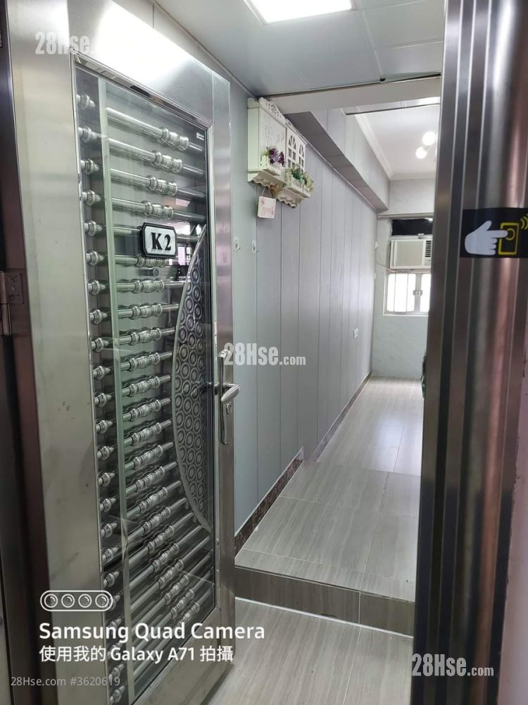 名德大楼 租盘 1 房 , 1 浴室 170 平方尺 ( 15.8 平方米 ) 名德大楼 租盘 1 房 , 1 浴室 170 平方尺 ( 15.8 平方米 )