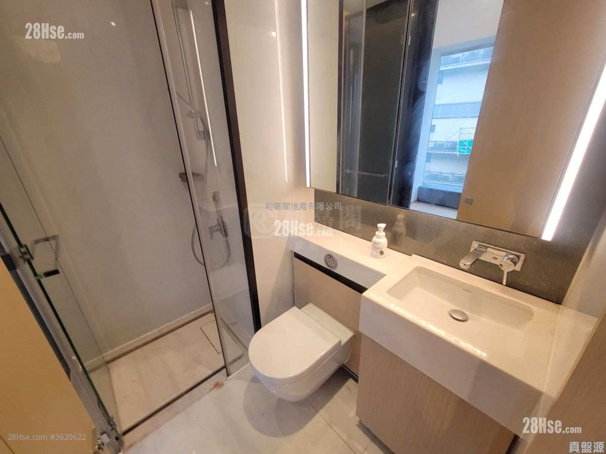 Eltanin Square Mile Sell 1 Bedroom 259 ft² ( 24.1 m² ) Eltanin Square Mile Sell 1 Bedroom 259 ft² ( 24.1 m² )