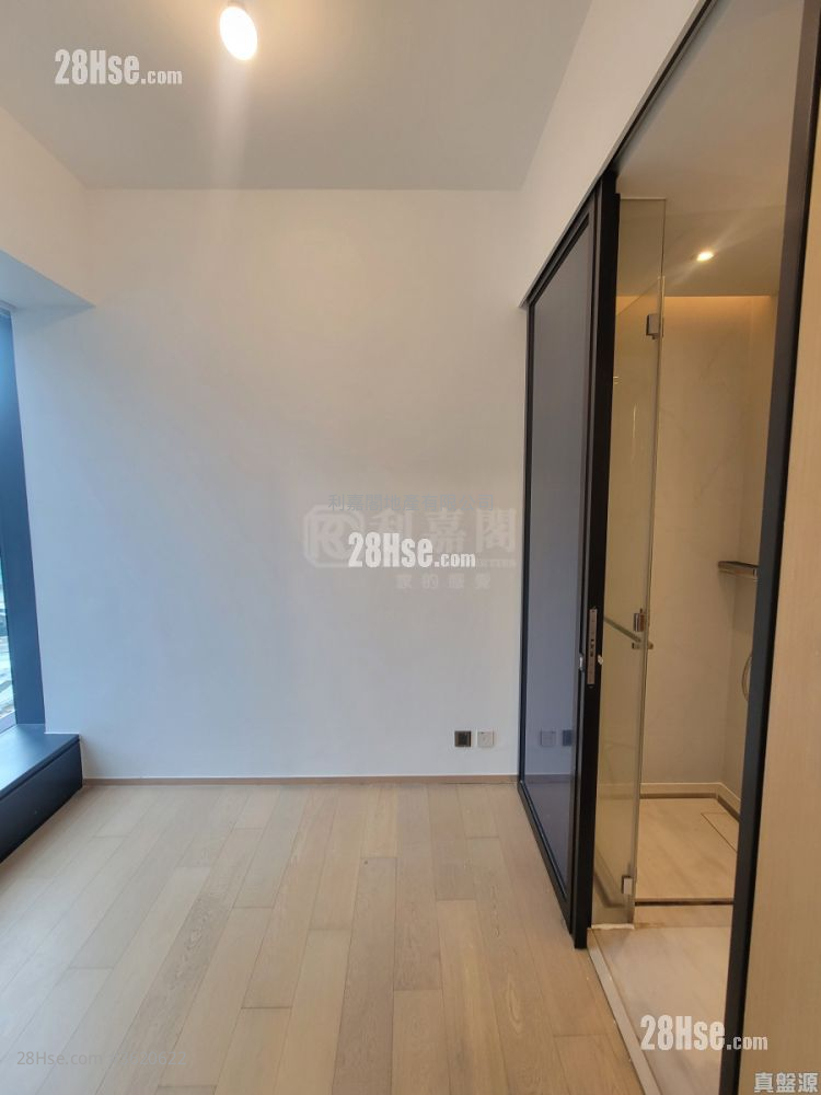 Eltanin Square Mile Sell 1 Bedroom 259 ft² ( 24.1 m² ) Eltanin Square Mile Sell 1 Bedroom 259 ft² ( 24.1 m² )