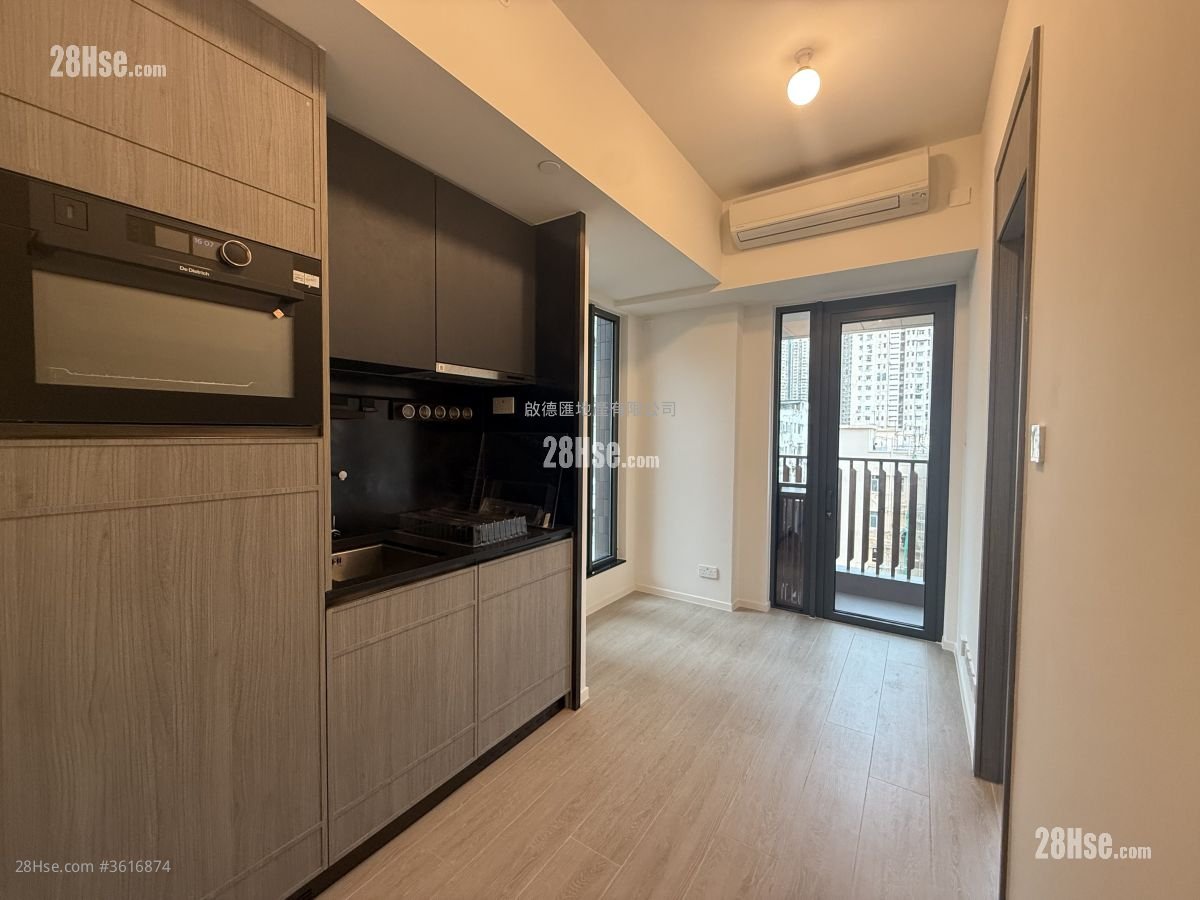 Phoenext Rental 1 Bedroom , 1 Bathroom 242 ft² ( 22.5 m² )