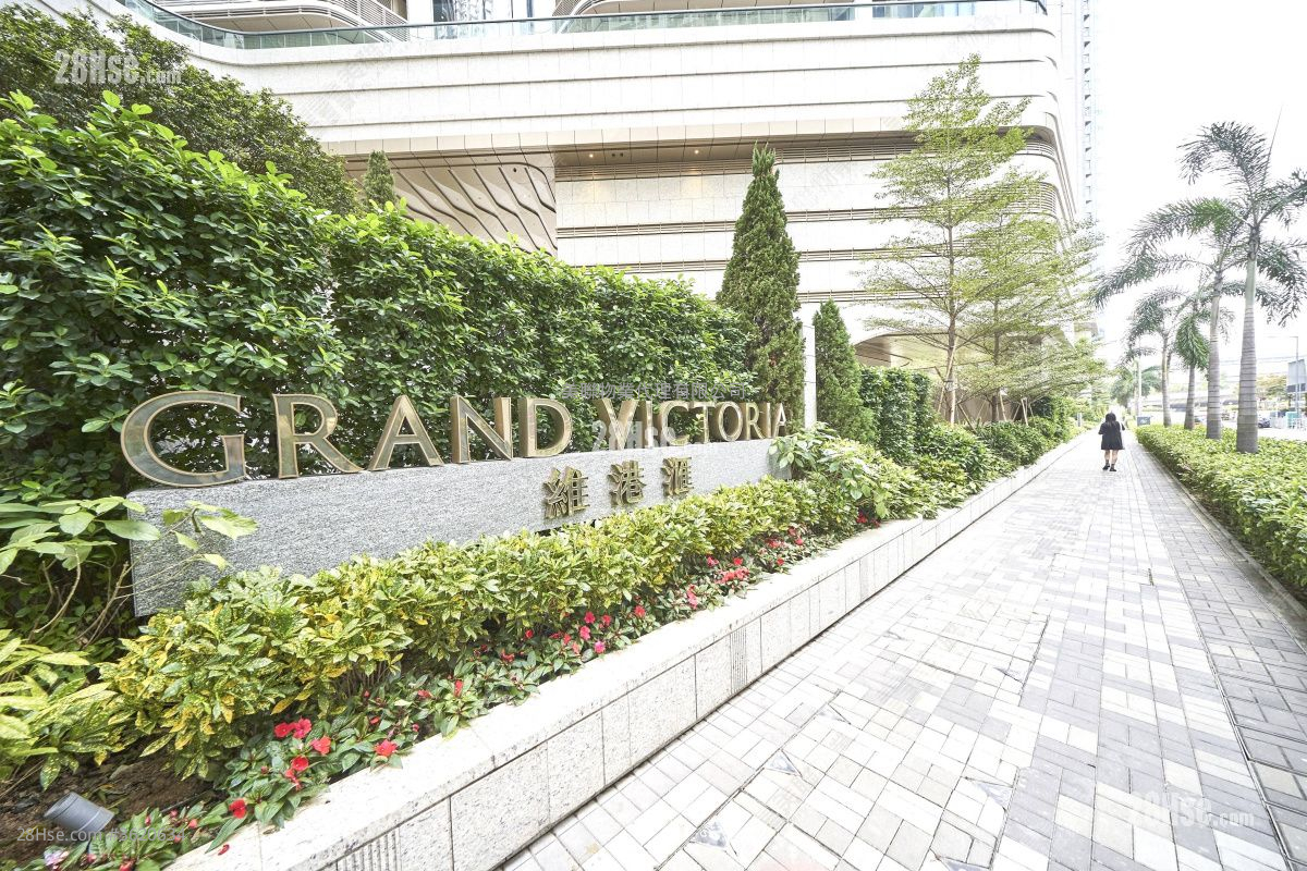 Grand Victoria Rental 315 ft² ( 29.3 m² ) Grand Victoria Rental 315 ft² ( 29.3 m² )