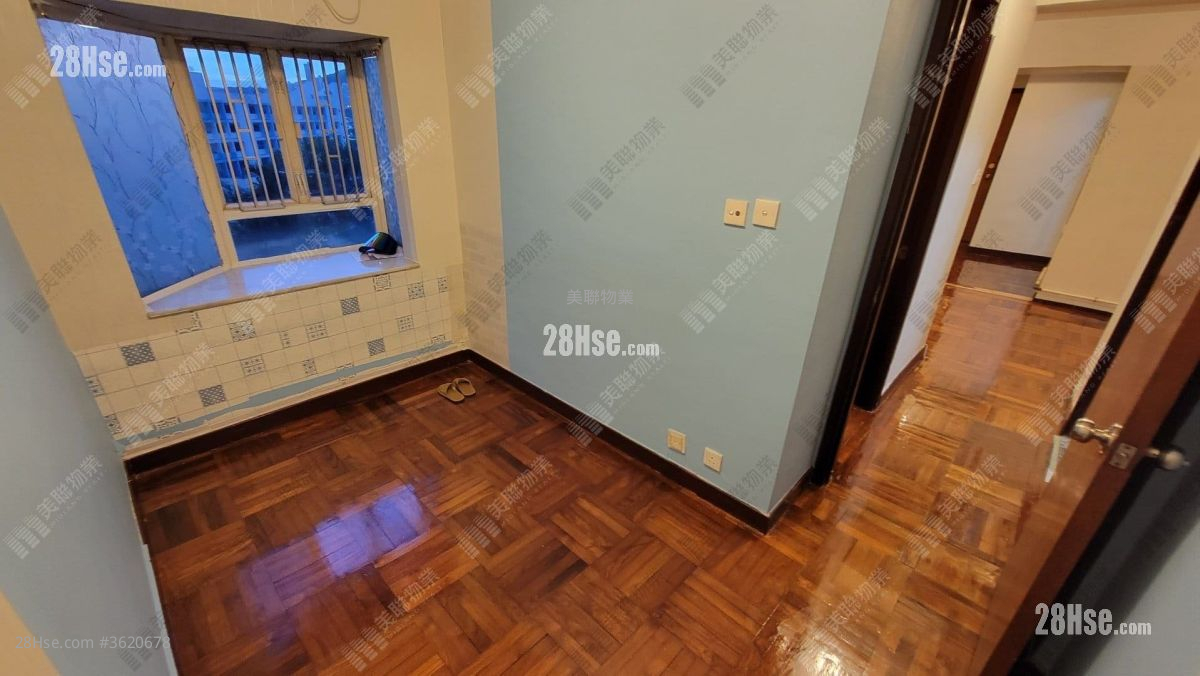 海湾花园 租盘 2 房 470 平方尺 ( 43.7 平方米 ) 海湾花园 租盘 2 房 470 平方尺 ( 43.7 平方米 )