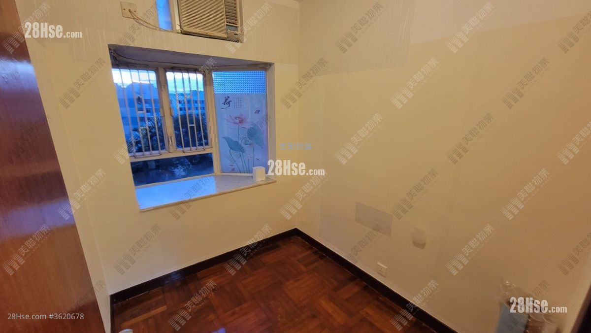 海湾花园 租盘 2 房 470 平方尺 ( 43.7 平方米 ) 海湾花园 租盘 2 房 470 平方尺 ( 43.7 平方米 )