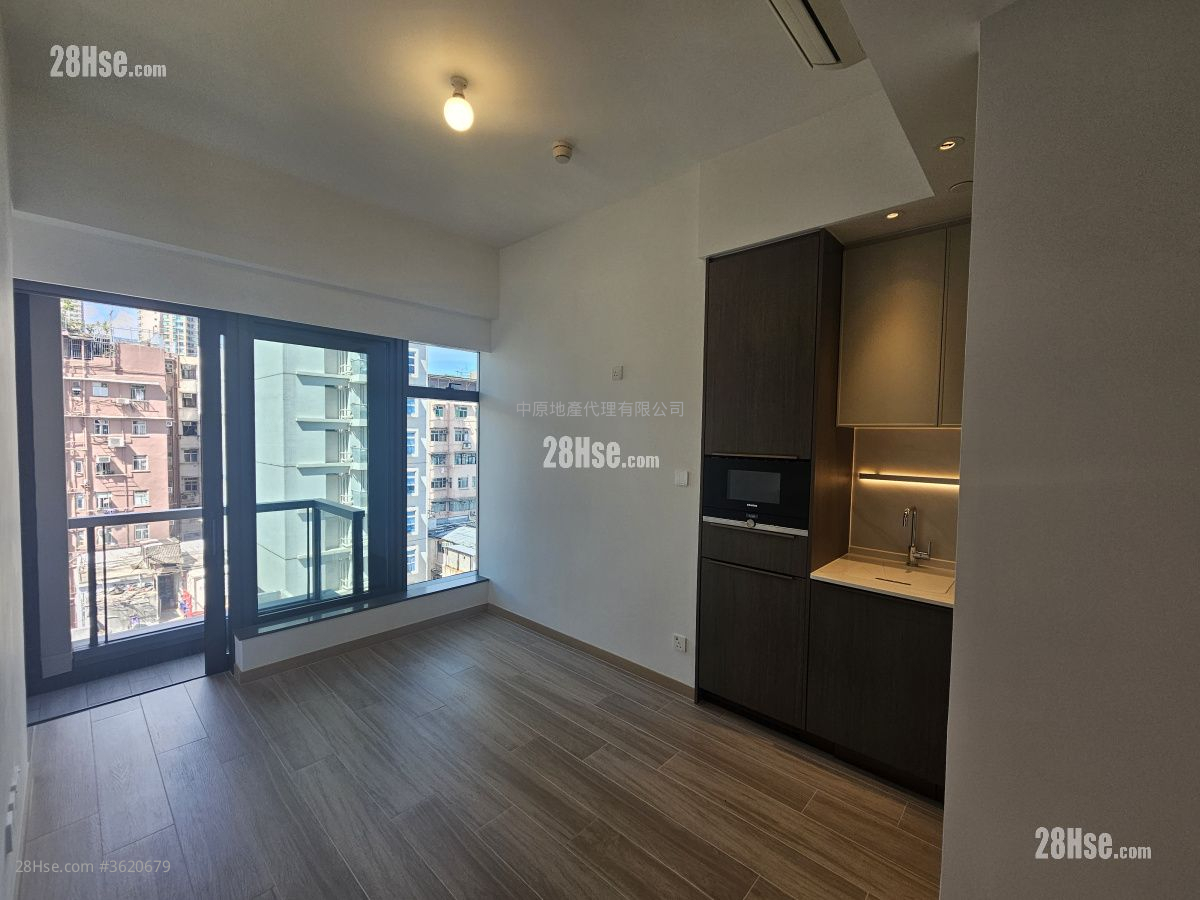 J Loft Rental 1 Bedroom , 1 Bathroom 297 ft² ( 27.6 m² )