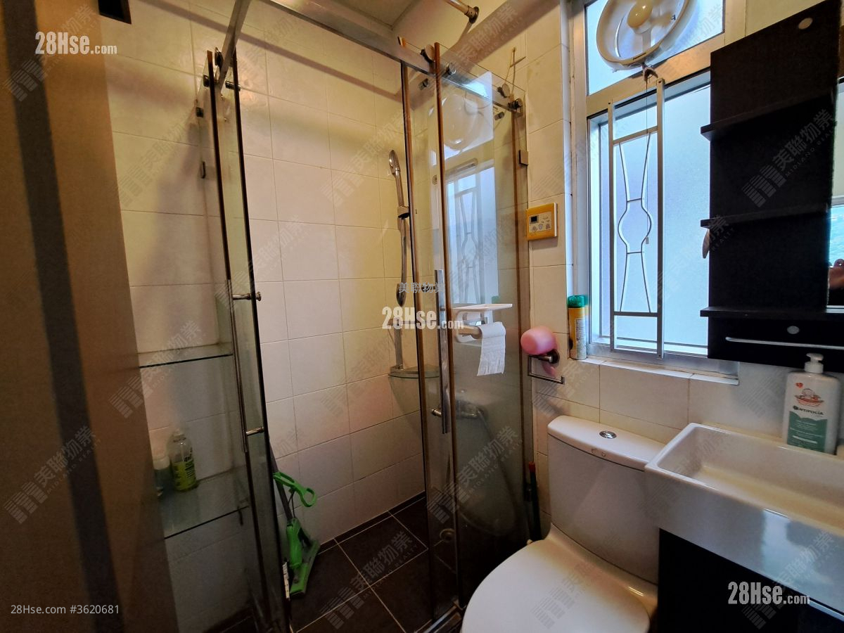 荃锦中心 租盘 2 房 375 平方尺 ( 34.8 平方米 ) 荃锦中心 租盘 2 房 375 平方尺 ( 34.8 平方米 )