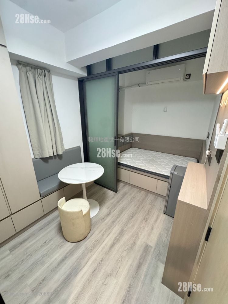 Yiu Kei Mansion Rental 1 Bedroom , 1 Bathroom 150 ft² ( 13.9 m² ) Yiu Kei Mansion Rental 1 Bedroom , 1 Bathroom 150 ft² ( 13.9 m² )