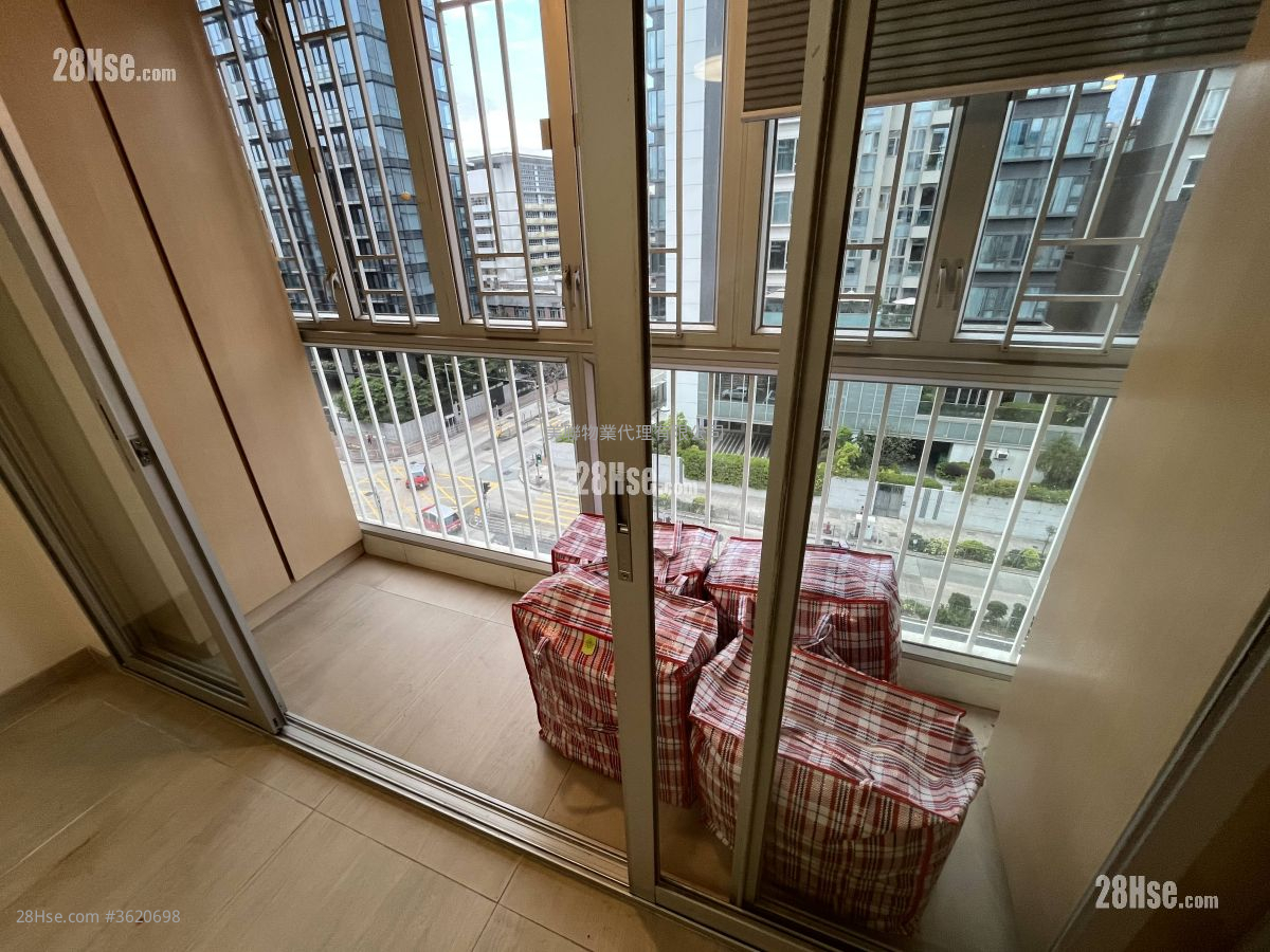 爱华阁 售盘 3 房 , 2 浴室 812 平方尺 ( 75.4 平方米 ) 爱华阁 售盘 3 房 , 2 浴室 812 平方尺 ( 75.4 平方米 )