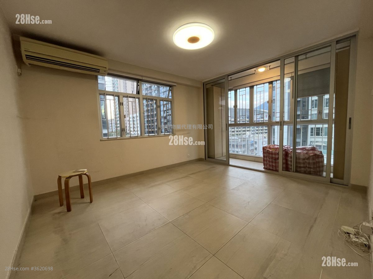 爱华阁 售盘 3 房 , 2 浴室 812 平方尺 ( 75.4 平方米 ) 爱华阁 售盘 3 房 , 2 浴室 812 平方尺 ( 75.4 平方米 )