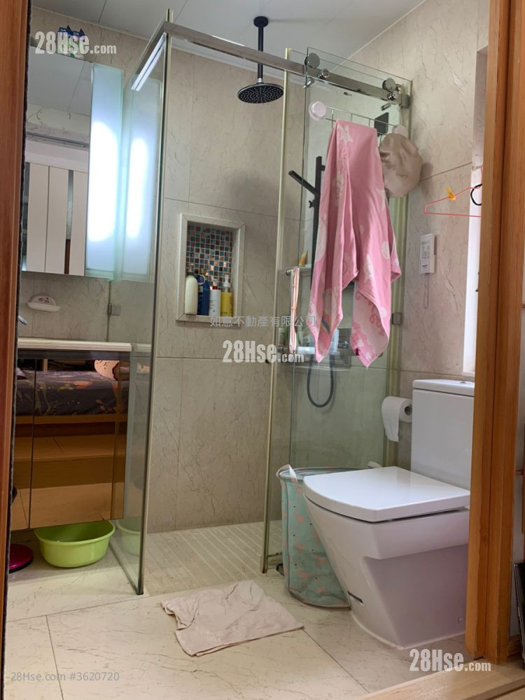 黄埔花园 售盘 3 房 , 2 浴室 714 平方尺 ( 66.3 平方米 ) 黄埔花园 售盘 3 房 , 2 浴室 714 平方尺 ( 66.3 平方米 )