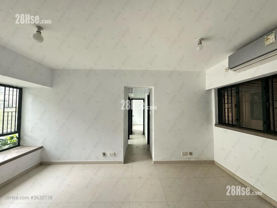 Dawning Views Sell 3 Bedrooms 578 ft² ( 53.7 m² ) Dawning Views Sell 3 Bedrooms 578 ft² ( 53.7 m² )