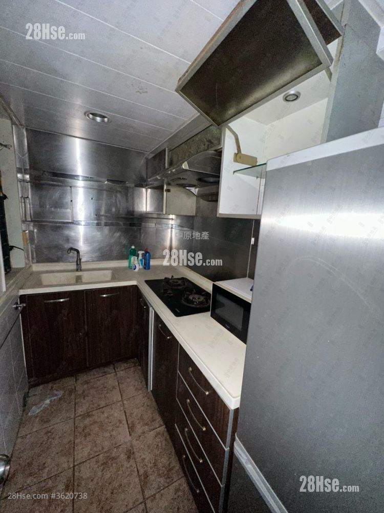Dawning Views Sell 3 Bedrooms 578 ft² ( 53.7 m² ) Dawning Views Sell 3 Bedrooms 578 ft² ( 53.7 m² )