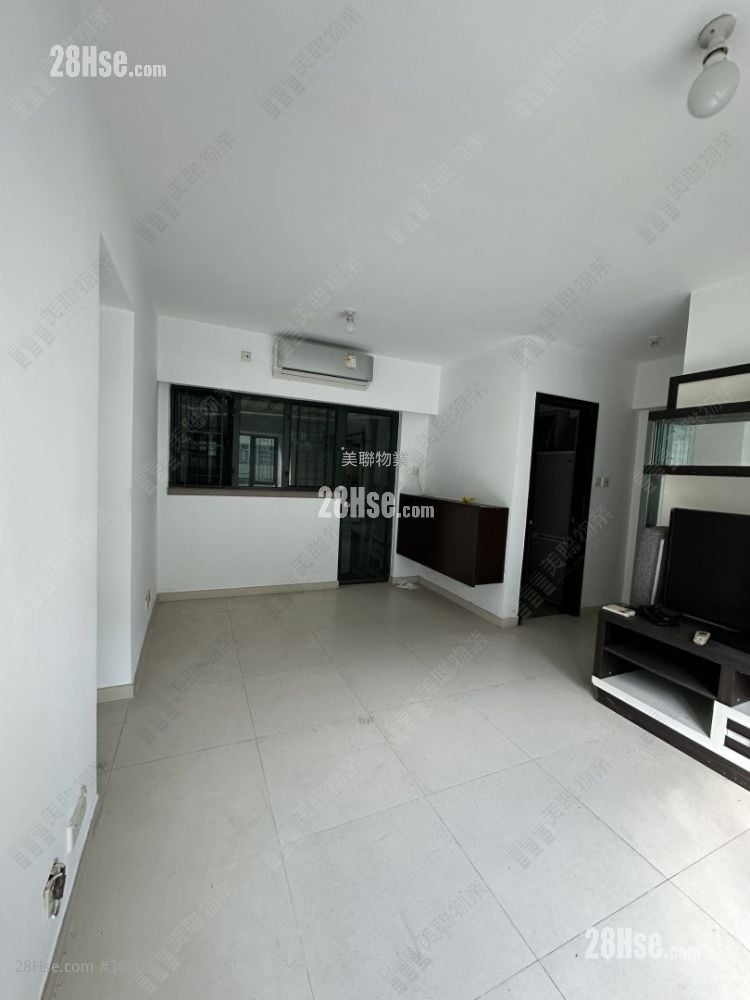 Dawning Views Sell 3 Bedrooms 578 ft² ( 53.7 m² )