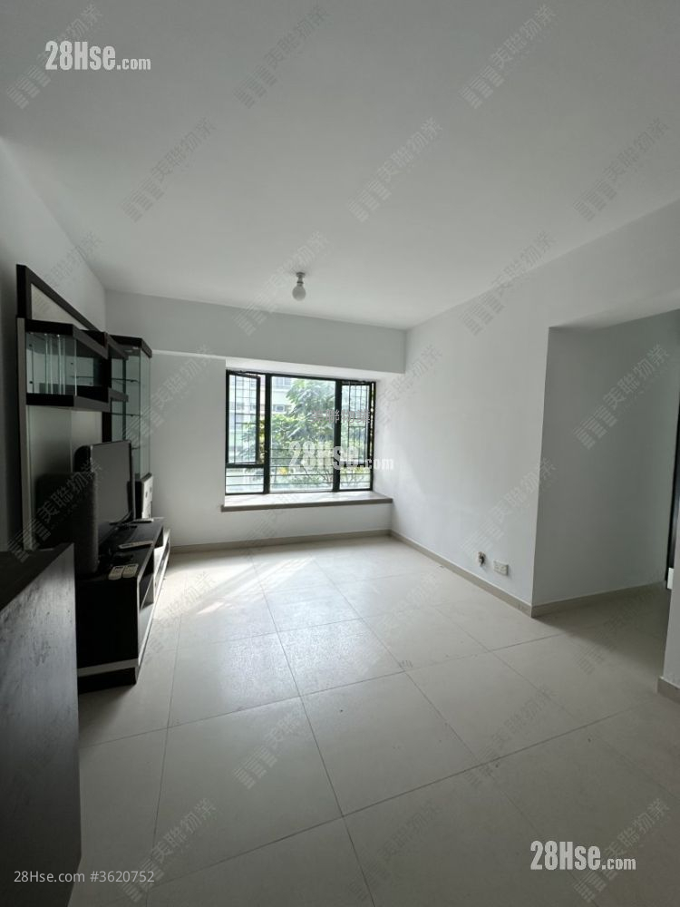 Dawning Views Sell 3 Bedrooms 578 ft² ( 53.7 m² ) Dawning Views Sell 3 Bedrooms 578 ft² ( 53.7 m² )