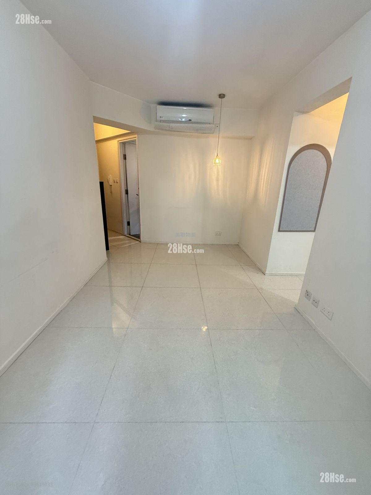 City Point Rental 2 Bedrooms , 1 Bathroom 491 ft² ( 45.6 m² ) City Point Rental 2 Bedrooms , 1 Bathroom 491 ft² ( 45.6 m² )
