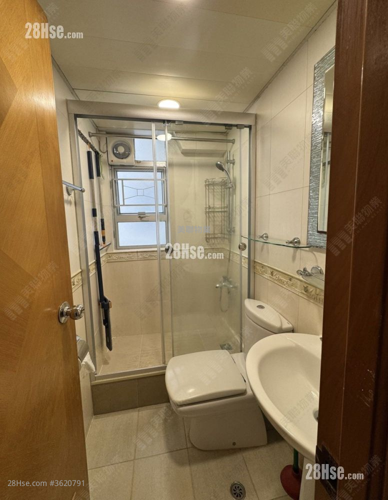 City One Shatin Rental 3 Bedrooms , 1 Bathroom 451 ft² ( 41.9 m² ) City One Shatin Rental 3 Bedrooms , 1 Bathroom 451 ft² ( 41.9 m² )