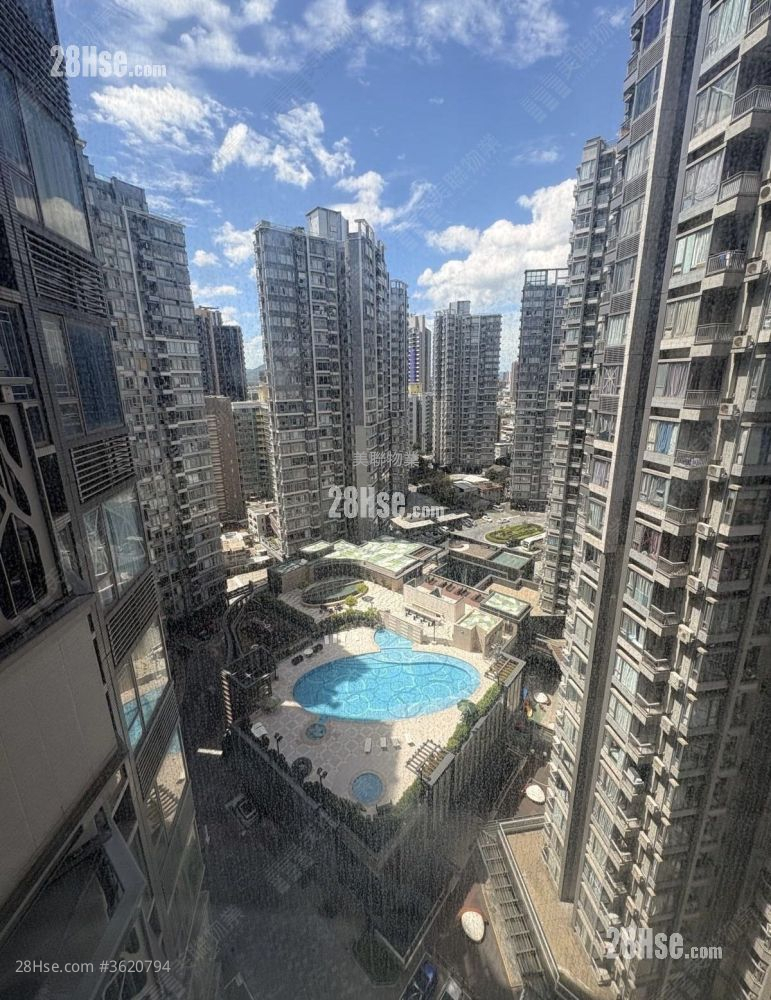 The Reach Rental 2 Bedrooms , 1 Bathroom 357 ft² ( 33.2 m² ) The Reach Rental 2 Bedrooms , 1 Bathroom 357 ft² ( 33.2 m² )