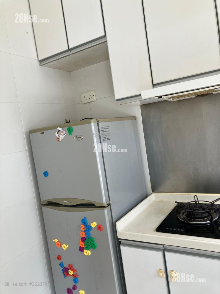 清华大厦 租盘 2 房 , 1 浴室 438 平方尺 ( 40.7 平方米 ) 清华大厦 租盘 2 房 , 1 浴室 438 平方尺 ( 40.7 平方米 )