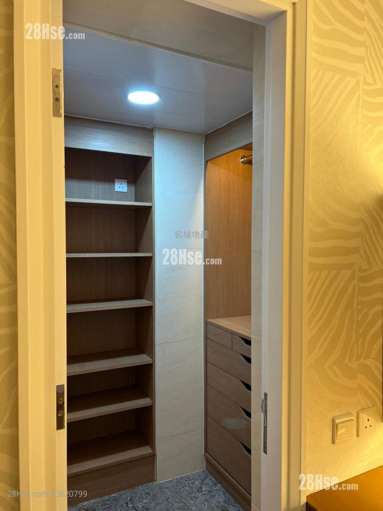 Festival City Rental 2 Bedrooms , 1 Bathroom 678 ft² ( 63.0 m² ) Festival City Rental 2 Bedrooms , 1 Bathroom 678 ft² ( 63.0 m² )