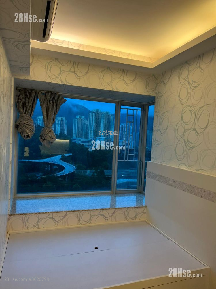Festival City Rental 2 Bedrooms , 1 Bathroom 678 ft² ( 63.0 m² ) Festival City Rental 2 Bedrooms , 1 Bathroom 678 ft² ( 63.0 m² )
