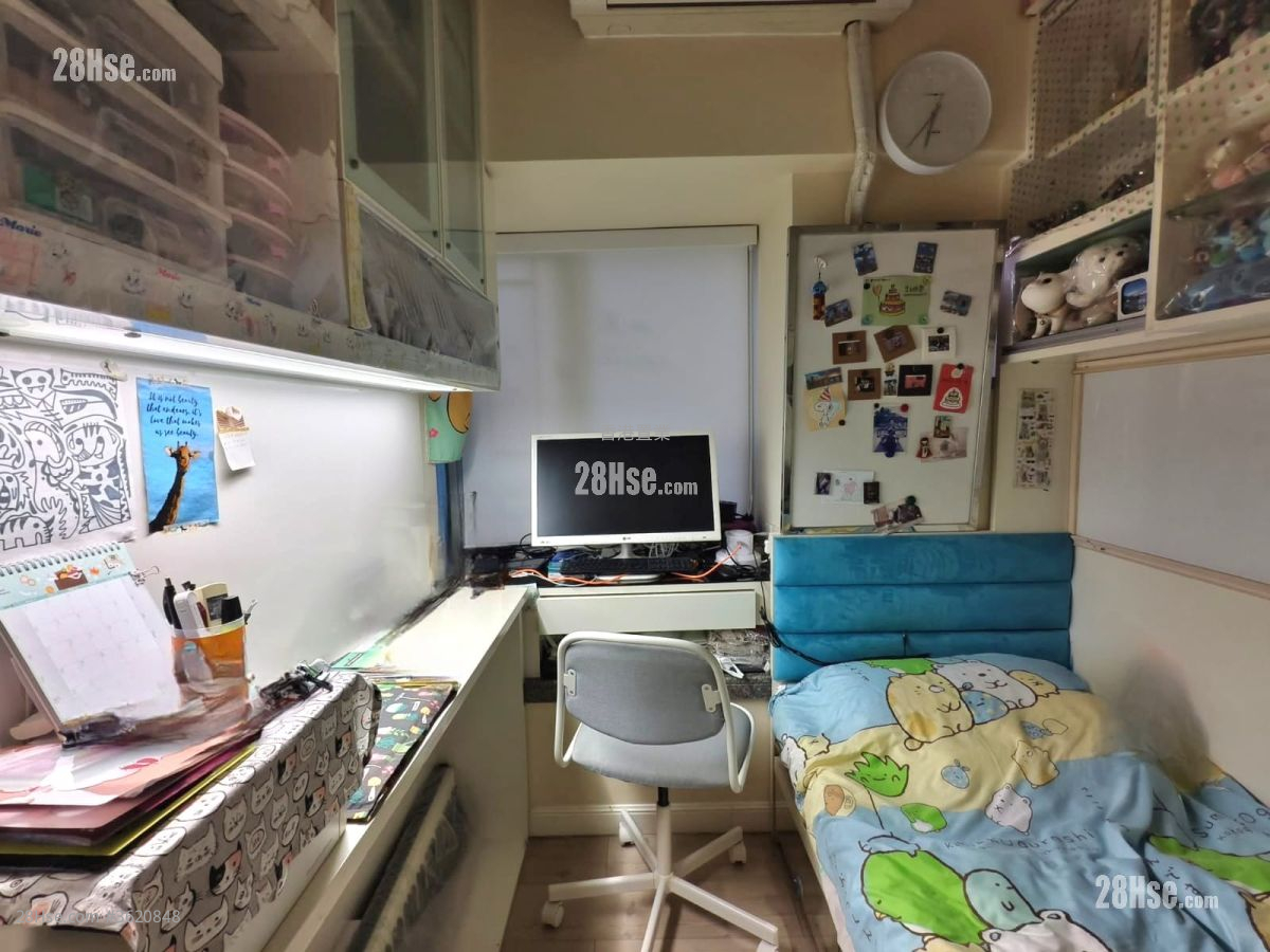 港湾豪庭 售盘 3 房 476 平方尺 ( 44.2 平方米 ) 港湾豪庭 售盘 3 房 476 平方尺 ( 44.2 平方米 )