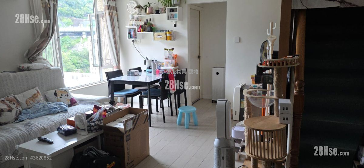 Shun Chi Court Sell 2 Bedrooms , 2 Bathrooms 708 ft² ( 65.8 m² ) Shun Chi Court Sell 2 Bedrooms , 2 Bathrooms 708 ft² ( 65.8 m² )