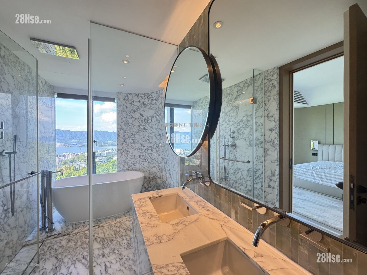 澐沣 售盘 3 房 2,100 平方尺 ( 195.1 平方米 ) 澐沣 售盘 3 房 2,100 平方尺 ( 195.1 平方米 )