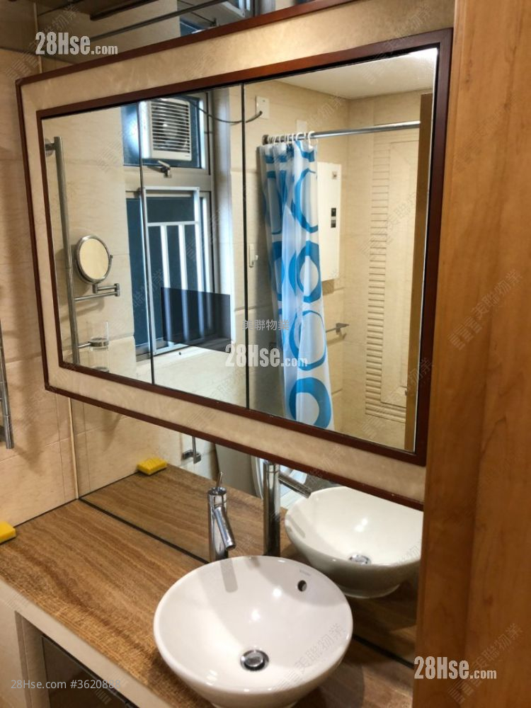 浴室: 君汇港 售盘 2 房 , 1 浴室 541 平方尺 ( 50.3 平方米 ) 浴室: 君汇港 售盘 2 房 , 1 浴室 541 平方尺 ( 50.3 平方米 )