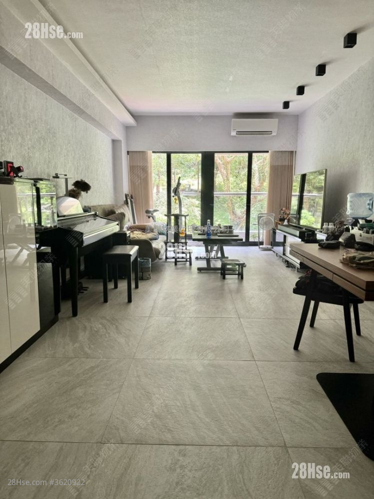 living room: Savanna Garden Sell 3 Bedrooms , 3 Bathrooms 959 ft² ( 89.1 m² ) living room: Savanna Garden Sell 3 Bedrooms , 3 Bathrooms 959 ft² ( 89.1 m² )