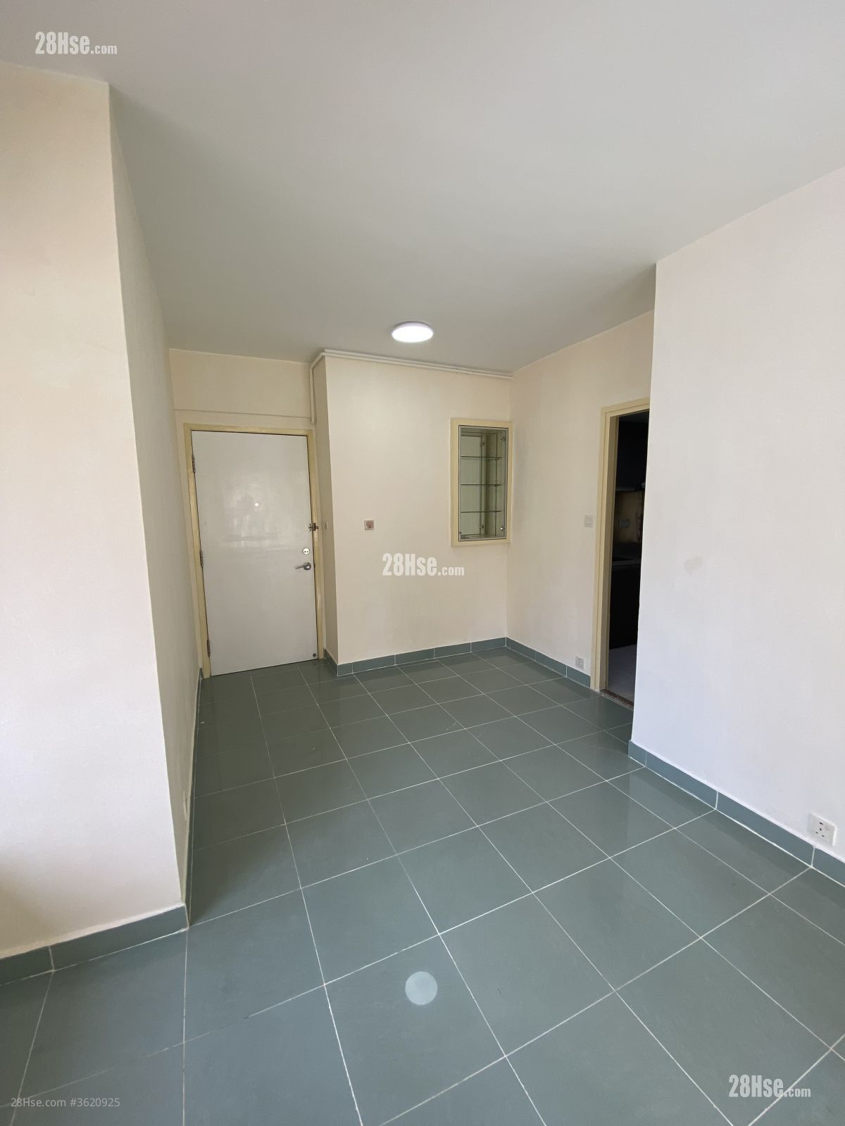 屯门市广场 租盘 2 房 , 1 浴室 363 平方尺 ( 33.7 平方米 ) 屯门市广场 租盘 2 房 , 1 浴室 363 平方尺 ( 33.7 平方米 )