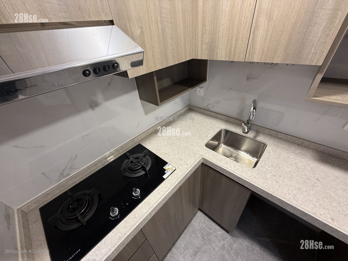 碧丽花园 租盘 2 房 , 1 浴室 381 平方尺 ( 35.4 平方米 ) 碧丽花园 租盘 2 房 , 1 浴室 381 平方尺 ( 35.4 平方米 )