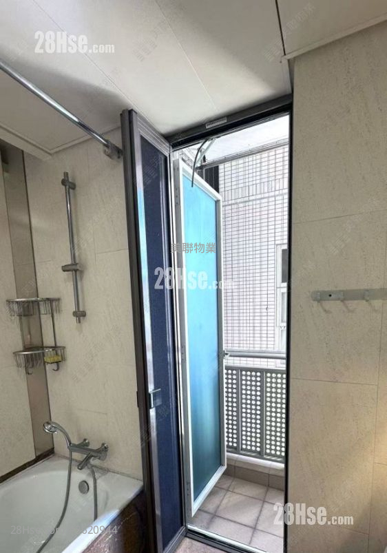 名城 租盘 4 房 , 3 浴室 958 平方尺 ( 89.0 平方米 ) 名城 租盘 4 房 , 3 浴室 958 平方尺 ( 89.0 平方米 )